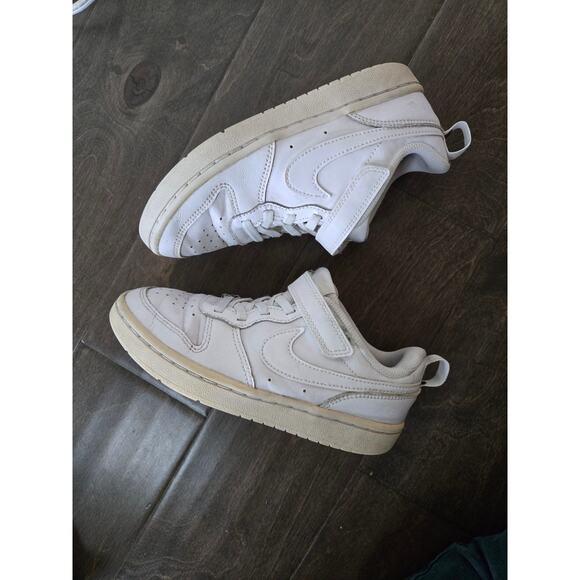 Nike Kids Court Borough Low Recraft Adjustable Strap Sneakers White Size 1 - Picture 2 of 6